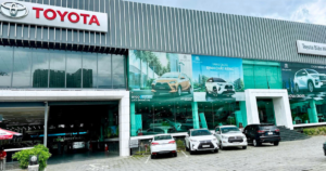 Dự án vệ sinh trọn gói cho showroom Toyota Bình Dương