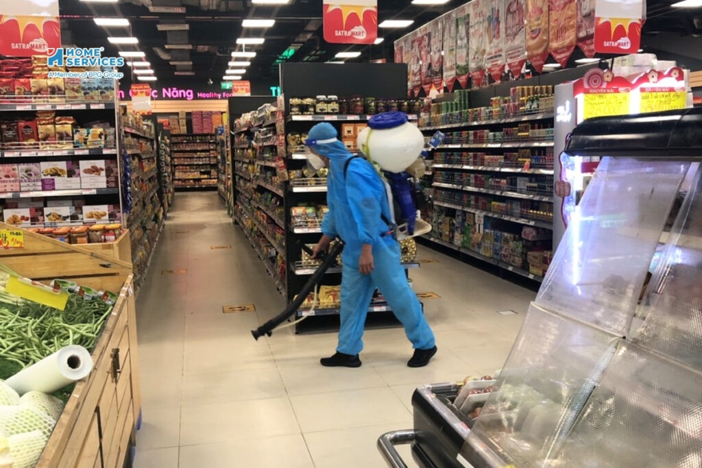 Dịch vụ phun khử trung siêu thị